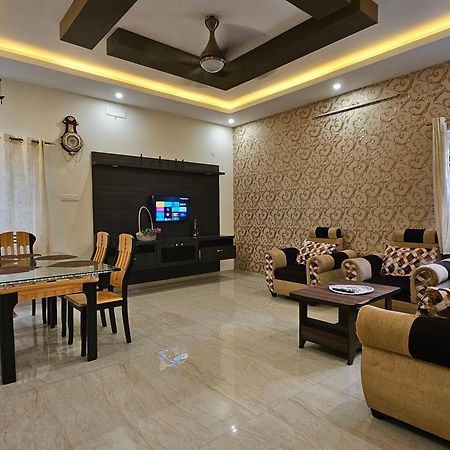 Shi'S Vilva - The Bungalow In Coimbatore - Near Airport, Kmch, Codesia Ngoại thất bức ảnh