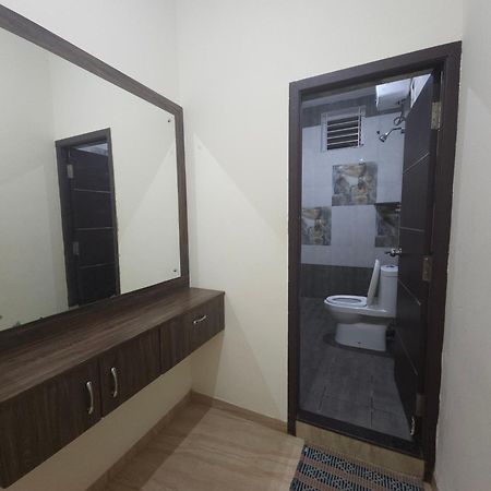 Shi'S Vilva - The Bungalow In Coimbatore - Near Airport, Kmch, Codesia Ngoại thất bức ảnh