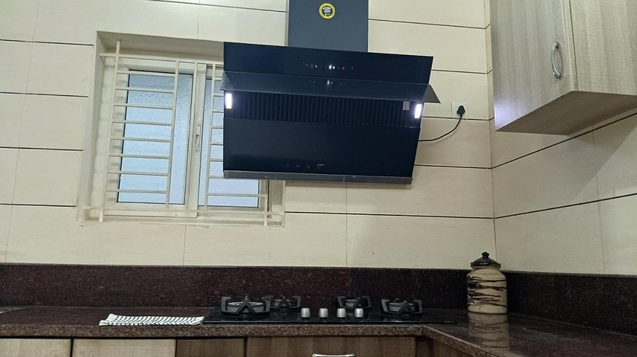 Shi'S Vilva - The Bungalow In Coimbatore - Near Airport, Kmch, Codesia Ngoại thất bức ảnh