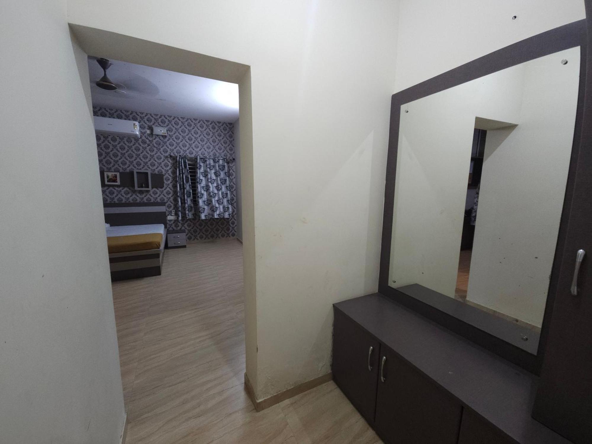Shi'S Vilva - The Bungalow In Coimbatore - Near Airport, Kmch, Codesia Ngoại thất bức ảnh